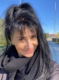 Mein Name ist Thomas,bin 64.Jahre alt,und wohne in  Heiligkreuzsteinach,liegt nahe bei Heidelberg