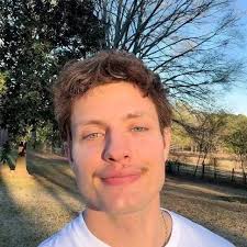 Honey 💕 you're looking at my post, and you can't even say “hi” to me… or  maybe you don't love me anymore 💔 I just want you to know that I love