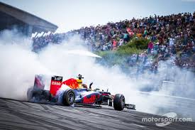 Zandvoort, dat met de eigenaren van de formule 1 een agenda voor drie jaar zandvoort aangegaan, is altijd uitgegaan van 3 of 10 mei. Zandvoort Op Weg Om Barcelona Te Vervangen Op F1 Kalender 2020