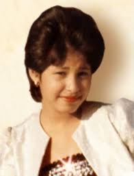 All art prints include a 1 white border around the image to allow for future framing and matting, if desired. Siempre Selena Her Short Hair Wattpad