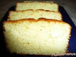 Cake Au Yaourt Au Citron Et Aux Amandes Tres Moelleux Recette Ptitchef Recette Cake Au Yaourt Gateau Moelleux Aux Amandes Idee Recette Dessert
