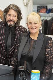 Talent includes clinton kelly, lara spencer, leanne ford, luke caldwell, and more. Patron Laurence Llewelyn Bowen Brings His Trademark Style To Our Charity Shop In Battersea Shooting Star Children S Hospices Shooting Star Children S Hospices