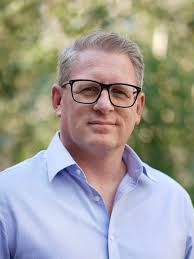 Sandy Gilmour, Associate Director