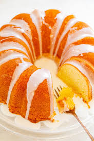 Finally A Homemade Pound Cake That Isn T Dry If You Re Looking For That Perfect Pound Cake Recipe In 2020 Pound Cake Recipes Easy Pound Cake Recipes Glaze For Cake