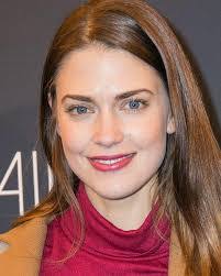 Laura Berlin's Instagram, Twitter & Facebook