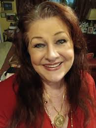 🎄🎁 Merry Christmas Northwest Florida! As you celebrate the holiday today  with family, submit your pics at weartv.com/chimein to be featured on-air  and online!