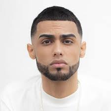 El blue grand prix remix es la primera parte del remix de la curiosidad, en la que cuatro artistas invitados forman parte de un equipo azul, en el que enfrentarán a los… Letra De La Curiosidad Blue Grand Prix Remix Jay Wheeler Feat Myke Towers Rauw Alejandro Jhay Cortez Kendo Kaponi Lunay Dj Nelson Lyrics