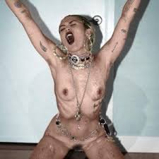 And now they're giving your eyes another serving of miley cyrus. Miley Cyrus Nude Collection The Biggest Ever Updated