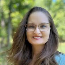 Jennifer Pardee's Instagram, Twitter & Facebook