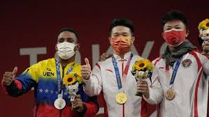 Bertanding di tokyo international forum, rabu (28/7/2021),total 342 kg dicetak dari 152 kg di angkatan snatch, dan 190 kg (clean & jerk). U 85psdzeiwzjm