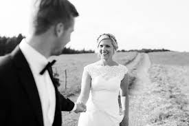 Последние твиты от the albus hotel (@albushotel). Sommerliche Scheunenhochzeit Im Hotel Albus In Olpe Stefanie Roth Hochzeitsfotograf Sauerland Oberberg