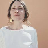 Estelle Hardin's Instagram, Twitter & Facebook