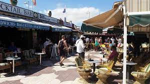 Here you are at playa del inglés, a very popular tourist destination within the resort town of maspalomas, which is known for its coastal dunes, excellent sand beaches, and a vibrant nightlife. Nachtleben In Strand Von Playa Del Ingles Auf Gran Canaria Gran Canaria