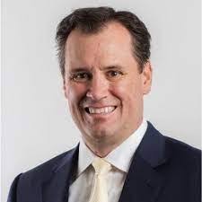 Sam Tatevosyan's Instagram, Twitter & Facebook