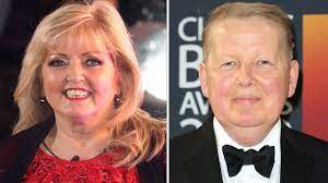 Complete linda nolan 2017 biography. Linda Nolan And Bill Turnbull Urge Public Not To Delay Cancer Checks Bbc News