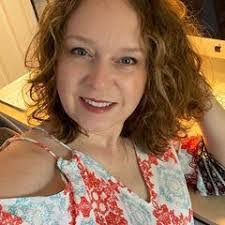 Laura Heiser's Instagram, Twitter & Facebook