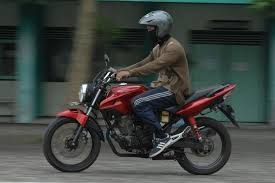 Hari ini , kamis 13 juli 2017 ada viral di media sosial baik facebook, instagram, twitter dll manakala ada herex sendiri menurut laman roda2blog.com. Honda Tiger Karbu Berubah Jadi Sistem Injeksi Gridoto Com