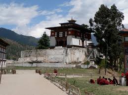 File:Dechen Phodrang monastic school, Thimphu.jpg
