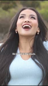 Debra Sperling's Instagram, Twitter & Facebook