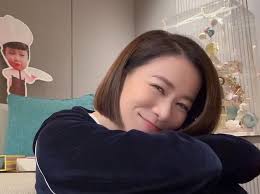 爱佘诗曼粉絲頁- 爱佘诗曼粉絲頁added a new photo.