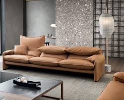 Vintage design sofa by cassina model maralunga design vico magistretti 1973 this is the sought after 2,5 seater (190cm width) dark brown leather upholstery 1990s production. Maralunga 40 S Sofa Deloudis E Shop Contemporary Design Furniture Online
