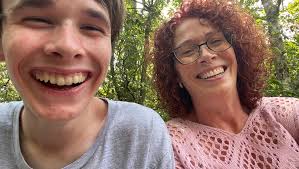 Fundraiser for Leah Goulter by Susan Van Ness : In Memory of Deacon:  Support for Leah and Tom