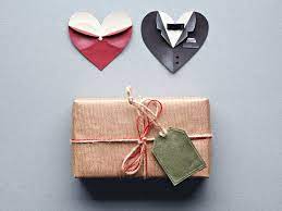 Ini adalah hadiah pernikahan unik yang bisa anda berikan kepada pengantin. 10 Rekomendasi Kado Pernikahan Yang Murah Tetapi Unik Woop Id