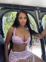 Ayha khalaf nude - emart.cl