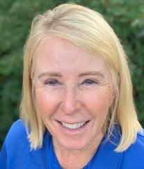 Rebecca Halpern's Instagram, Twitter & Facebook