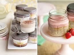 Cakes In A Mason Jar Wedding Favors From Bananappeal Mason Jar Cakes Cake In A Jar Dessert In A Jar