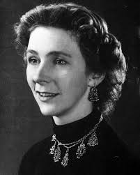 5 augusti 1899 sågade Aftonbladet, i en recension, den relativt nyutkomna  vegetariska kokboken "Hvad skola vi äta". Kokboken var skriven av  djurrättsaktivisten vegetarianismpionjären Anna Ekberg som förespråkade en  vegetarisk kost för hälsan