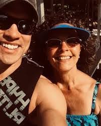 Patti Combs's Instagram, Twitter & Facebook