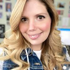 Cassie Tackett's Instagram, Twitter & Facebook