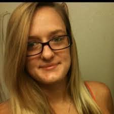 Dixie Hartman's Instagram, Twitter & Facebook