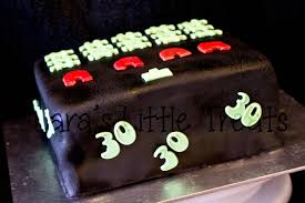 Space Invaders Cake Larastreats Spaceinvaders Retro