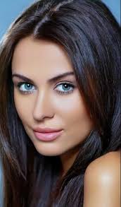 Woman Hair Colors For Blue Eyes Brown Hair Pale Skin Cool Hair Color