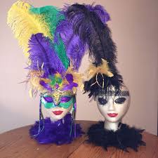 Diy Decorated Styrofoam Heads As Centerpieces Styrofoam Head Masquerade Centerpieces Mardi Gras Crafts