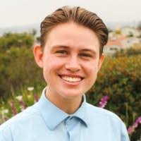 Alberto Cendejas's Instagram, Twitter & Facebook