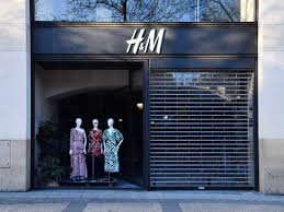 Welcome to h&m, your shopping destination for fashion online. H M Will Close 250 Stores Next Year To Focus On Online Sales