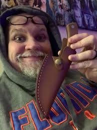 The wife came through for my birthday with this awesome knife roll for  storing and protecting my babies. Got 2 more knives