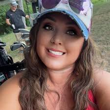 Breaking News: The Steelers have signed quarterback Mason Rudolph to a  2-year/$8M deal. Yes. Same guy from before. 😂 Mason replaced Super Bowl  Champion Kenny Pickett at the end of the 2023