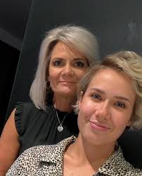 Ebony Grace Wardlaw (@ebonizagrace) • Instagram photos and videos