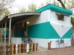 Here you will read the pros and cons of manufactured home over the condos and vice versa. Manufactured Home Mobile Home And Modular Home What Is The Difference Mobile Home Repair