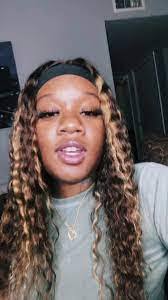 Ebony Hendrick's Instagram, Twitter & Facebook