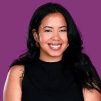 Doris Martir's Instagram, Twitter & Facebook