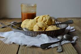 Glace Au Caramel Beurre Sale Et Pepites Fudge Caramel Fudge Caramel Glace Au Caramel Fudge
