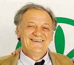 Corassori, la giunta ri-scivola in piscina Erasmus, da Modena si parte per  essere cittadini europei