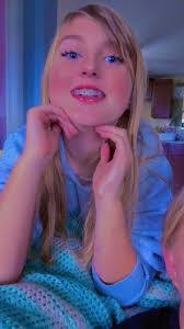 Shannon Chaplin's Instagram, Twitter & Facebook