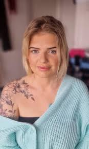 Little Lynn with her New Haircut today 😀♥️