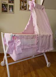 Principes Y Princesas Instrucciones De Como Montar Una Minicuna Con Dosel Doseles Camas Ideas De Bordado
